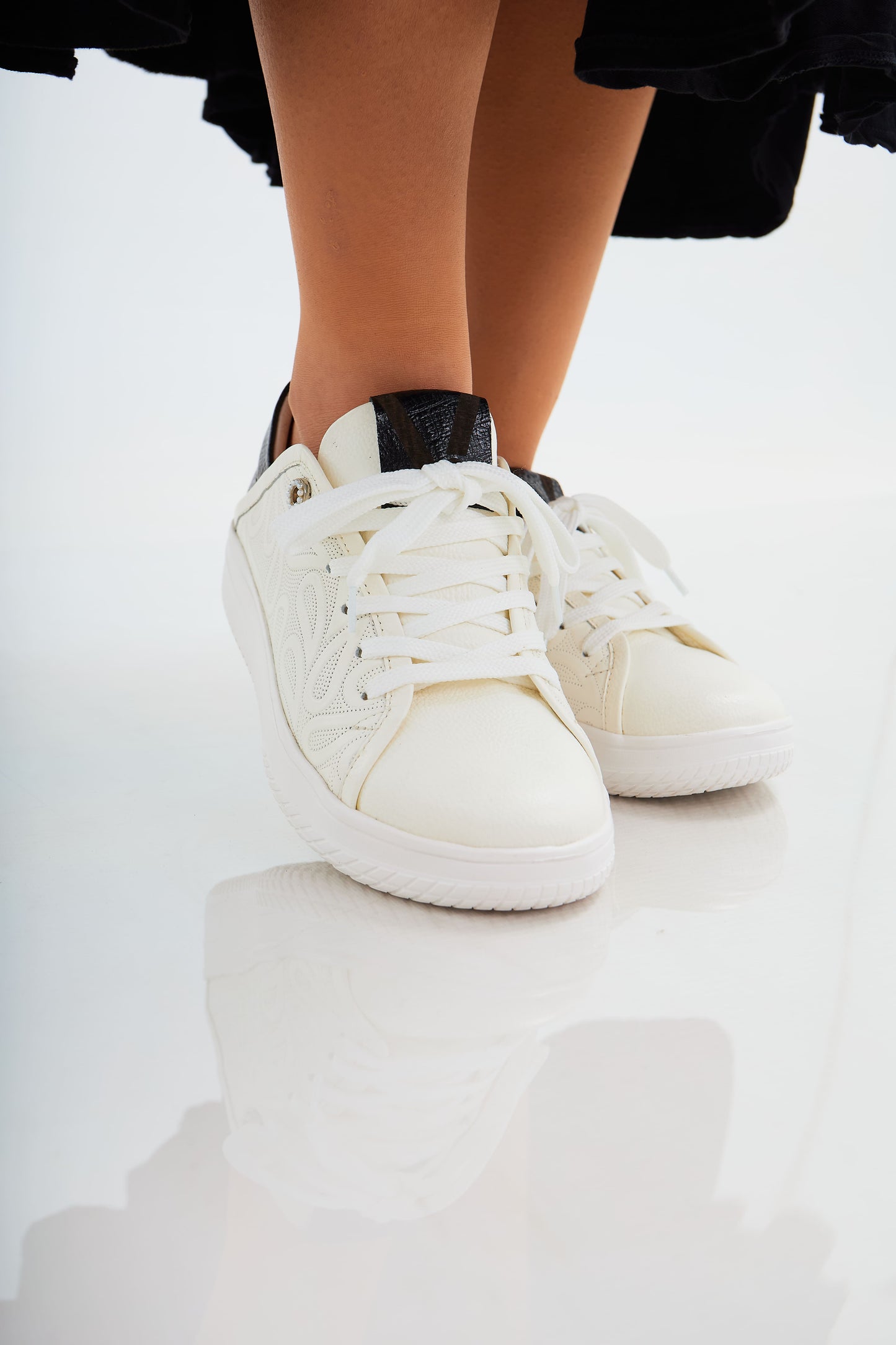 Zapatillas en cuero Val·lentia Blanco Talco 001 NLT