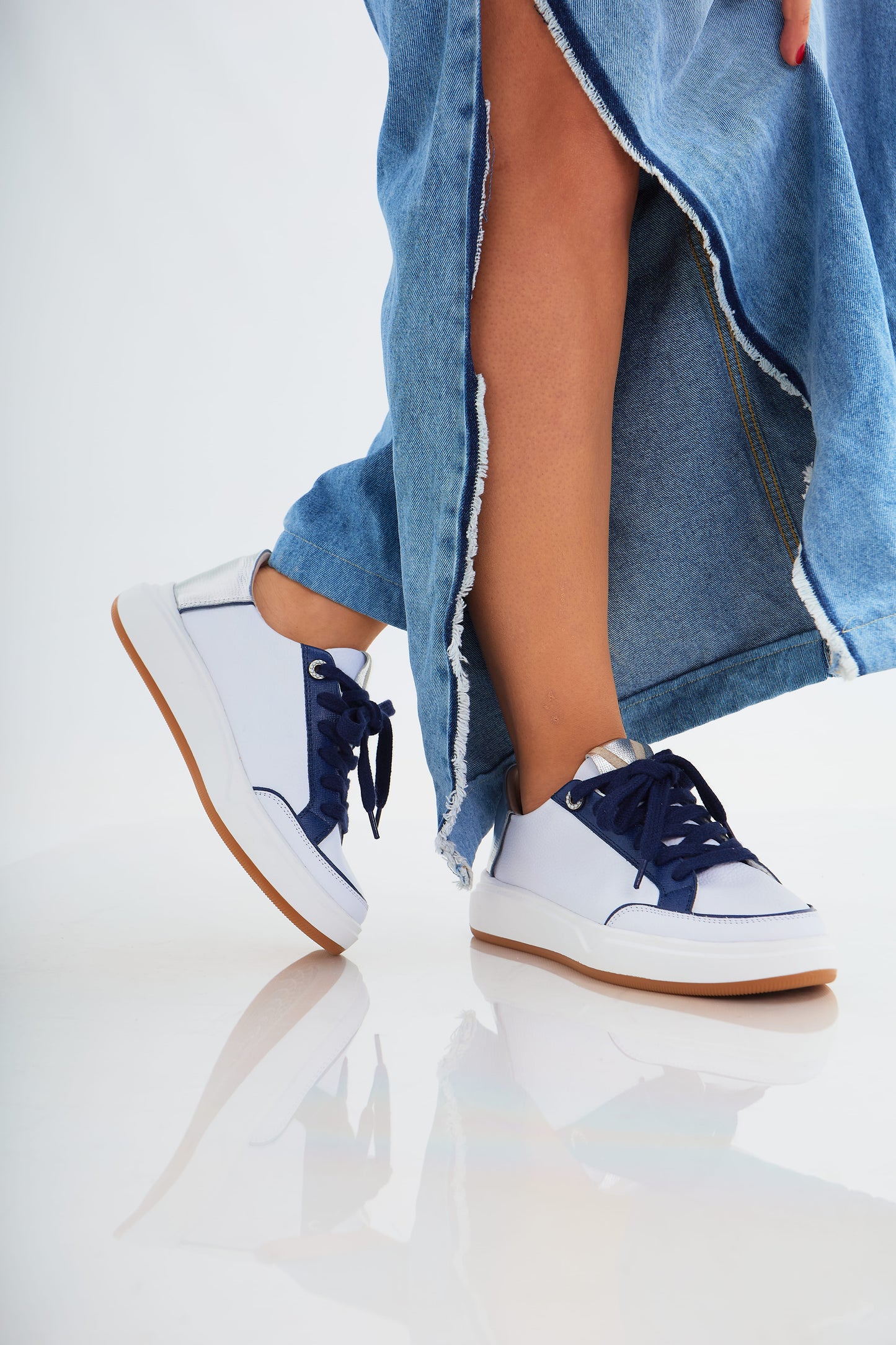 Zapatillas en cuero Val·lentia Blanco Azul 002 BP