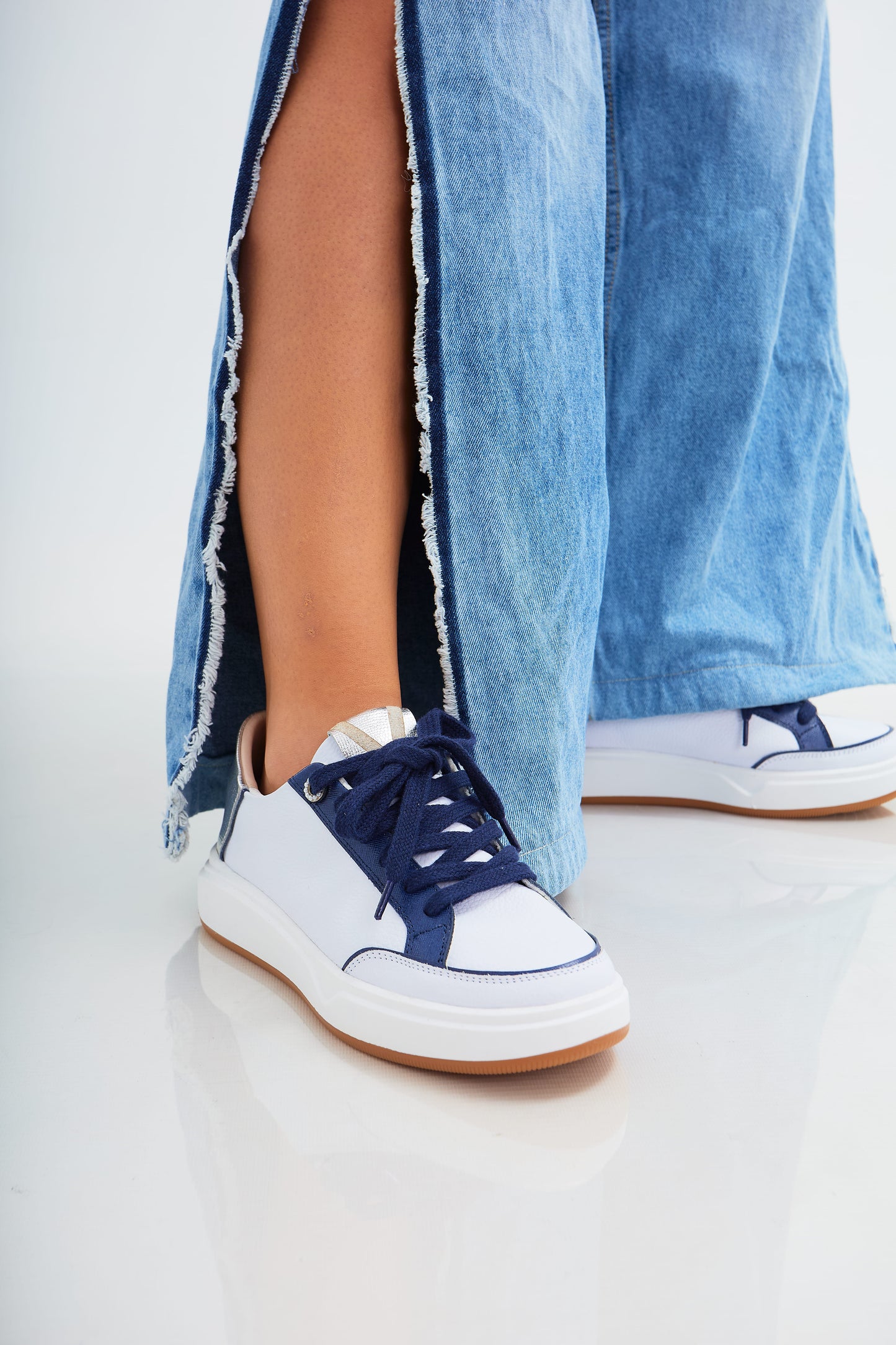 Zapatillas en cuero Val·lentia Blanco Azul 002 BP