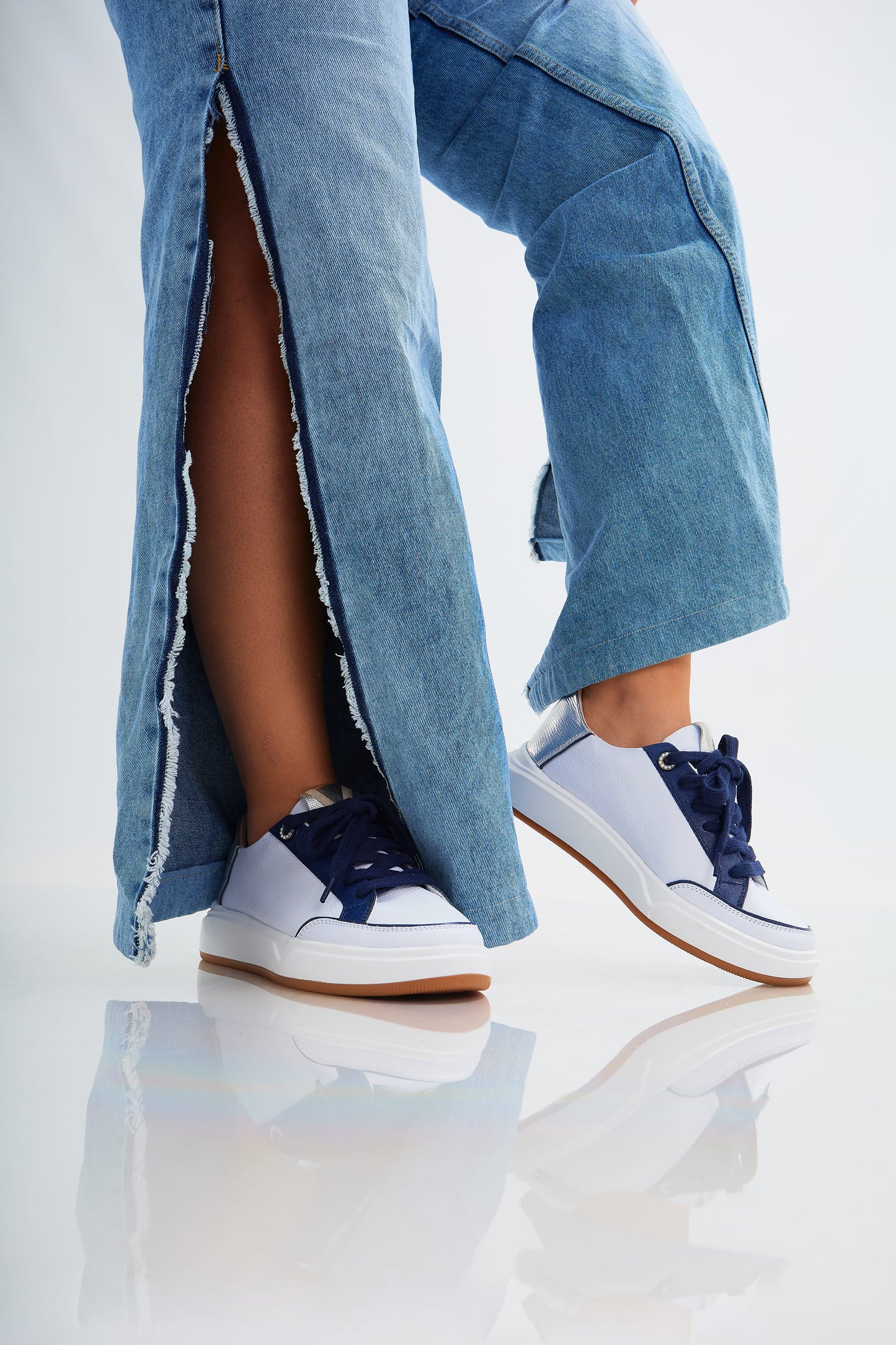 Zapatillas en cuero Val·lentia Blanco Azul 002 BP